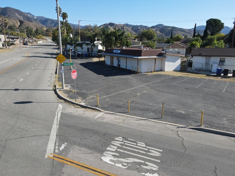 More Photos Of 4711 N Sierra Way, San Bernardino Convenience Store For Lease