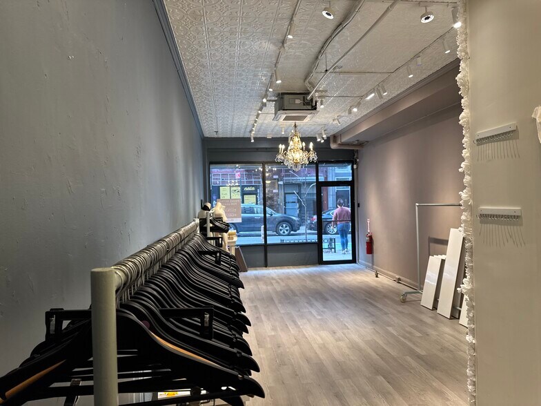 More Photos Of 20 Clinton St, New York Apartments For Lease