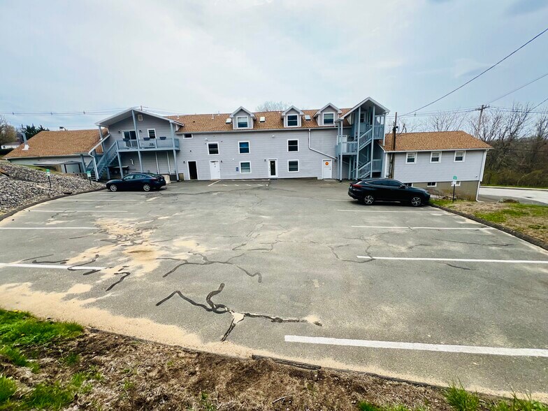 More Photos Of 16 Dr Foote Rd, Colchester Light Manufacturing For Sale