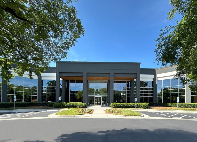 More Photos Of 1500 Perimeter Park Dr, Morrisville Unknown For Lease