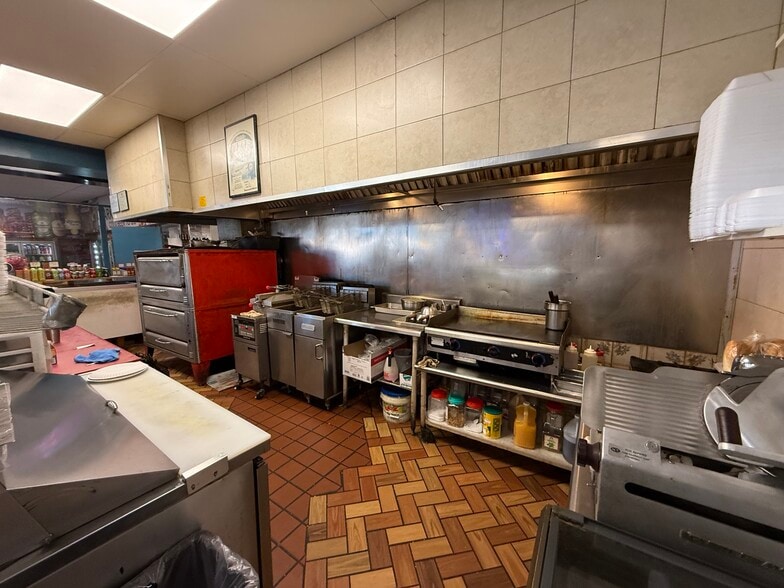 More Photos Of 601-617 Cedar Ave, Yeadon Storefront For Lease