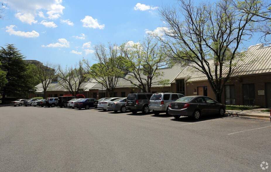 More Photos Of 6125-6161 Executive Blvd, Rockville Medical For Sale