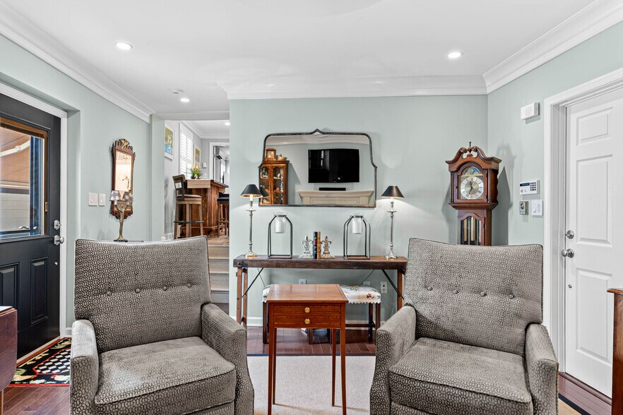More Photos Of 1510 Bethlehem Pike, Flourtown Storefront Retail Residential For Sale