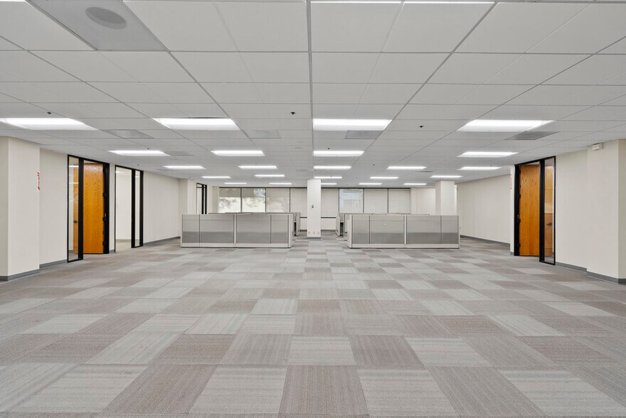 More Photos Of 3235 Kifer Rd, Santa Clara Office For Sale