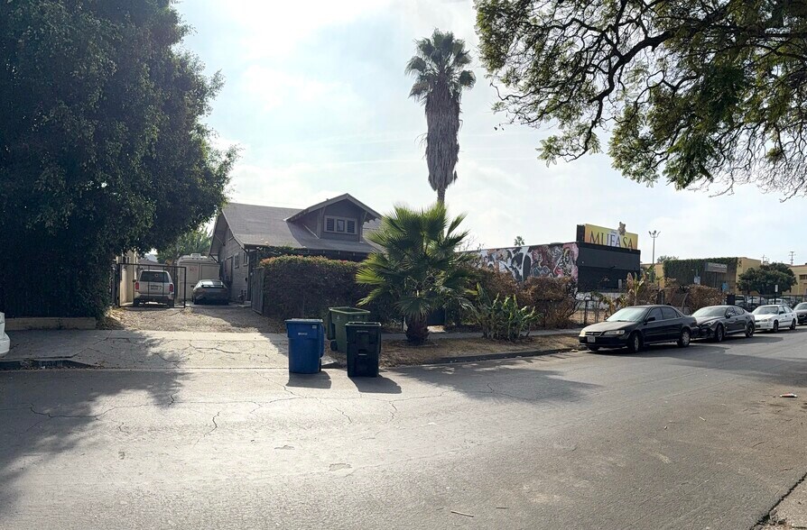More Photos Of 6132 Romaine St, Los Angeles Land For Sale