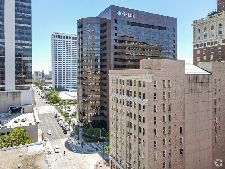 More Photos Of 111 W 5th St, Tulsa Apartments For Lease