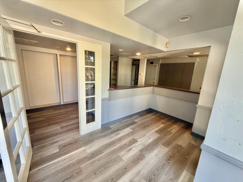 More Photos Of 230-292 Avocado Ave, El Cajon Medical For Lease