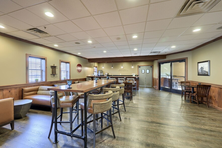 More Photos Of 3610 Newport rd, Intercourse Specialty For Lease