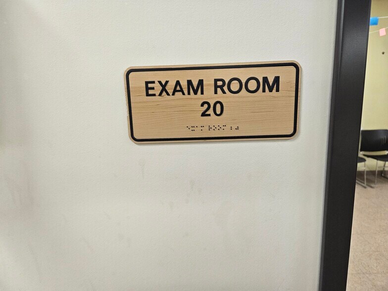 More Photos Of 10690 Del Mar Pky, Aurora Unknown For Lease