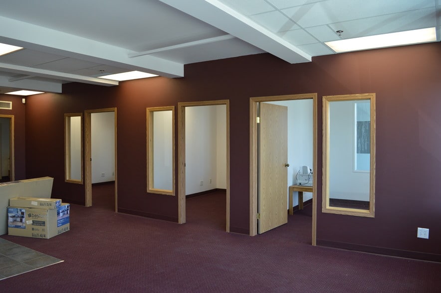 More Photos Of 3104-3160 Parsons Rd NW, Edmonton Office Residential For Sale