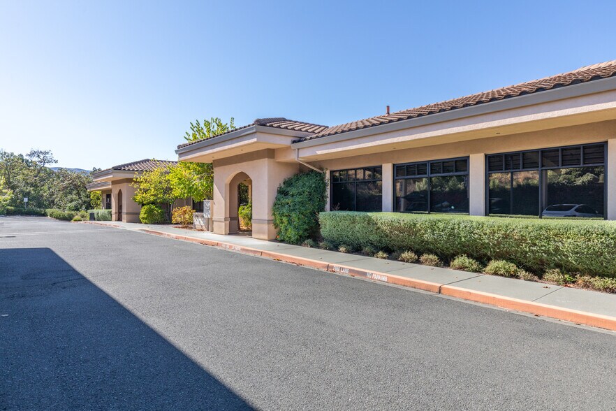 More Photos Of 690 De Long Ave, Novato Office For Sale