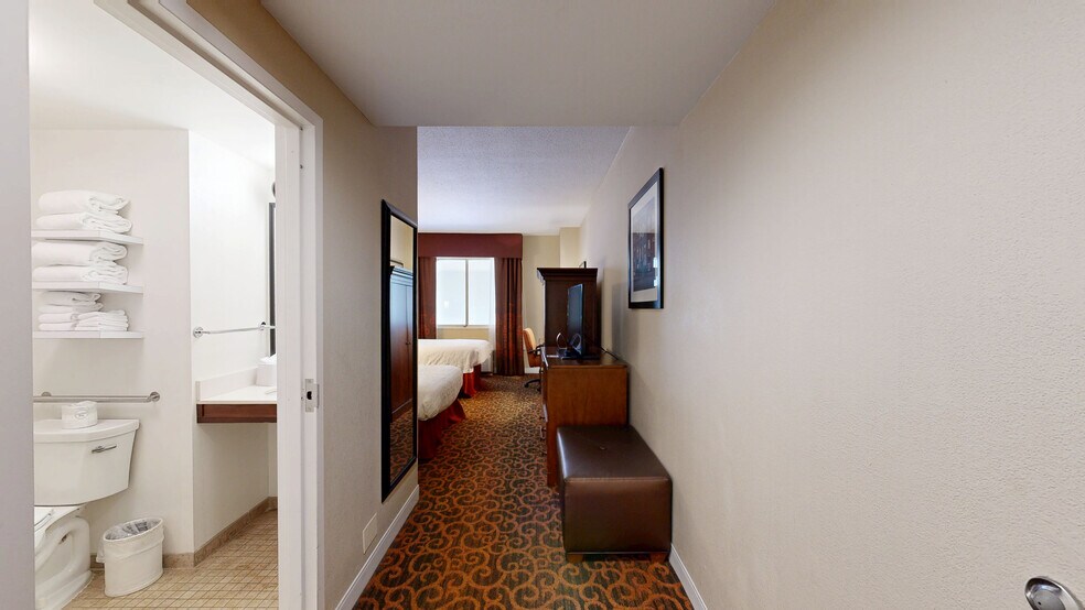 More Photos Of 6617 Ritchie Hwy, Glen Burnie Hotel For Sale