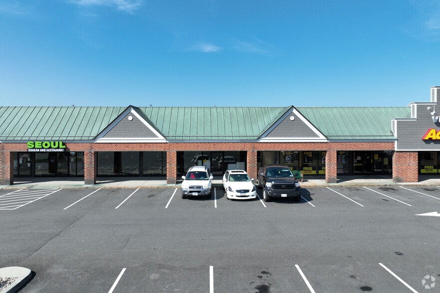 More Photos Of 1770 Central Ave, Colonie Unknown For Lease