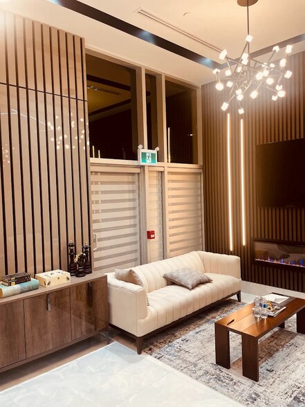 More Photos Of 9300 Goreway Dr, Brampton Storefront Retail Office For Sale