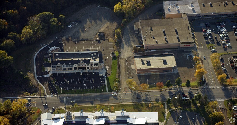 More Photos Of 83 Vandenburgh Ave, Troy General Retail For Lease