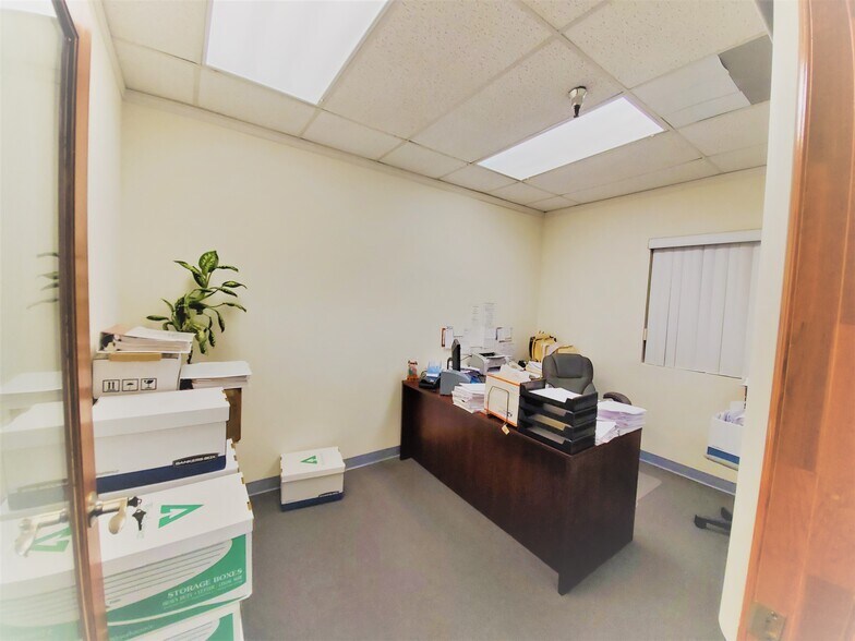 More Photos Of 901 S Fremont Ave, Alhambra Warehouse For Lease
