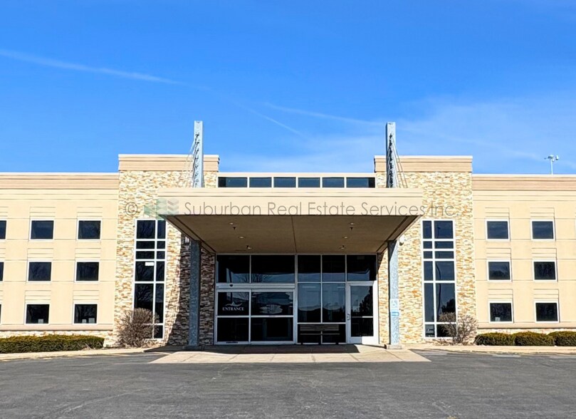 More Photos Of 1541 Riverboat Center Dr, Joliet Medical For Sale