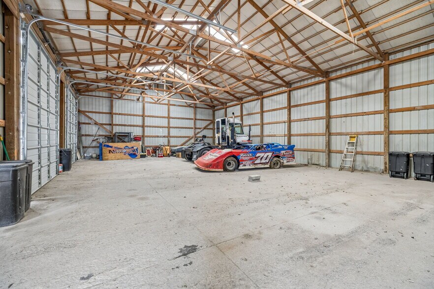 More Photos Of 1311 W College St, Murfreesboro Industrial For Sale