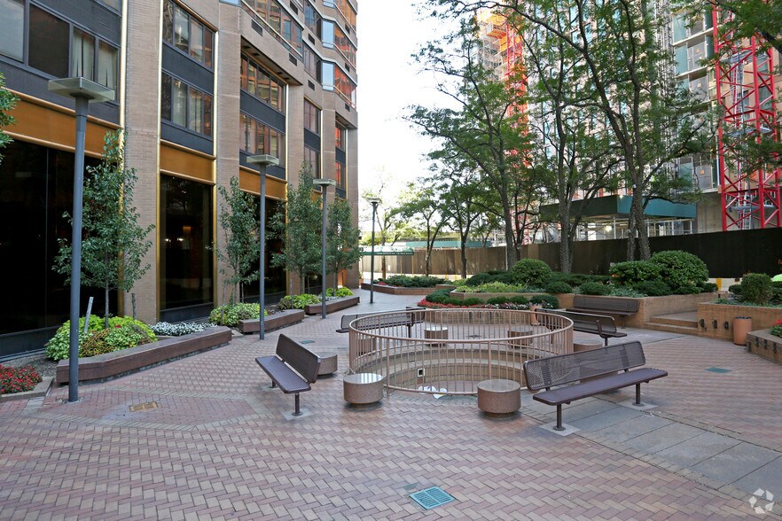 More Photos Of 630 First Ave, New York Apartments For Lease