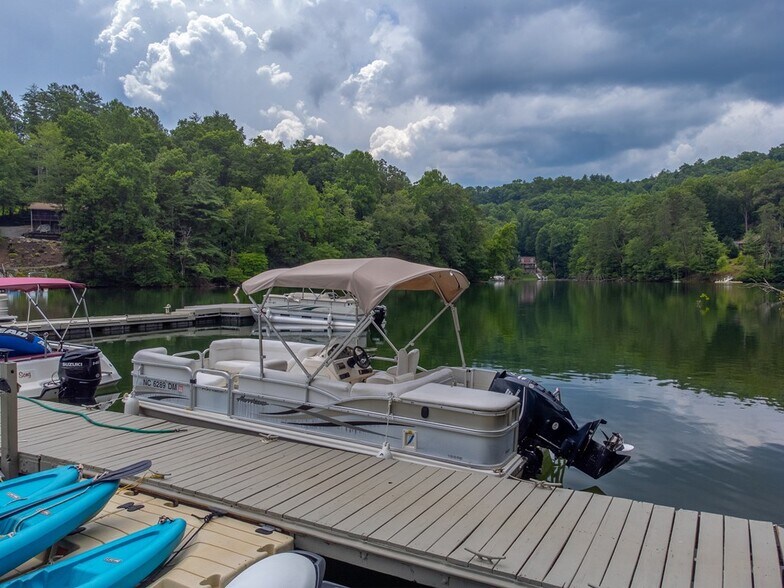 More Photos Of 270 Deyton Camp Rd, Robbinsville Marina For Sale
