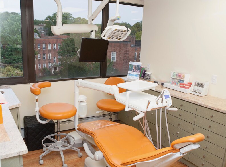 More Photos Of 1842 Beacon St, Brookline Medical For Sale