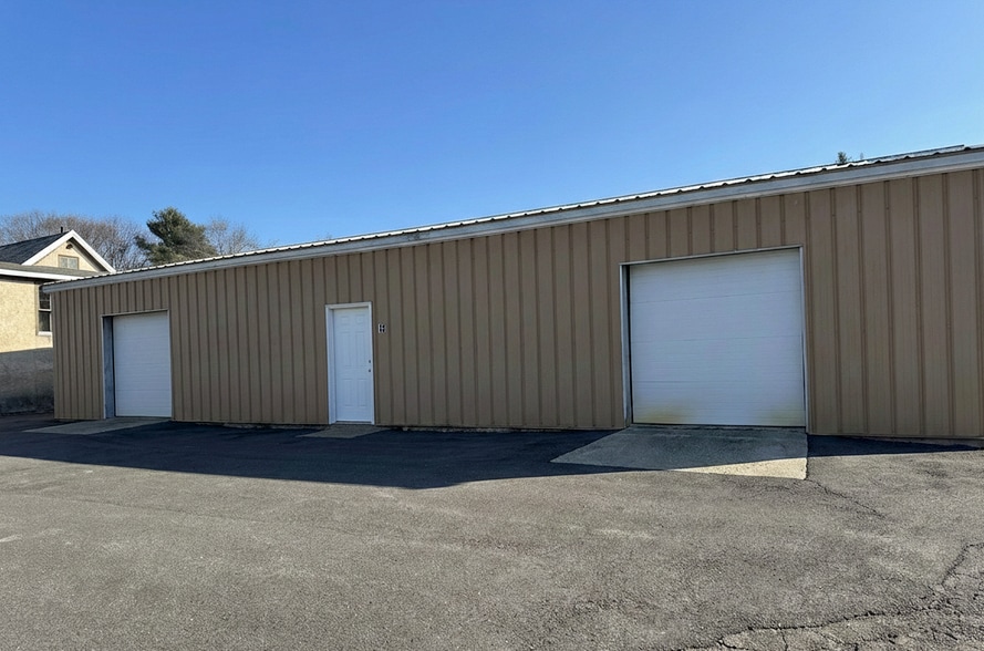 More Photos Of 28 Draper Ln, Canton Manufacturing For Lease