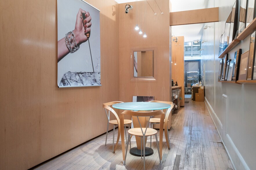 More Photos Of 1118 Walnut St, Philadelphia Storefront Retail Office For Sale