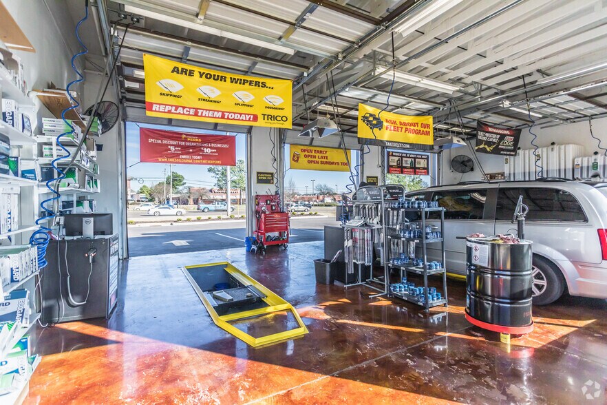 More Photos Of 731 N Germantown Pkwy, Cordova Auto Repair For Sale