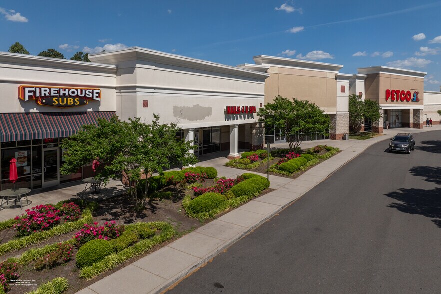 More Photos Of Staples Mill Rd @ Old Staples Mill Rd., Richmond Unknown For Sale