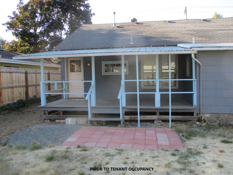 More Photos Of 618 SE M St, Grants Pass Multifamily For Sale