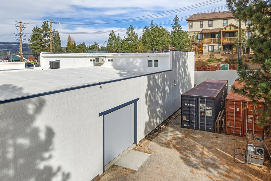 More Photos Of 735 Stocker Rd, Big Bear Lake Storefront Retail Office For Sale