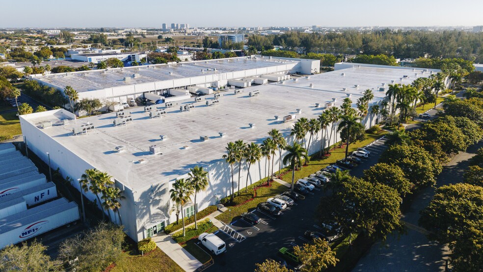 More Photos Of 1904 NW 97th Ave, Doral Unknown For Lease