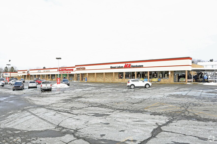 More Photos Of 3215-3271 South Blvd, Auburn Hills Freestanding For Lease