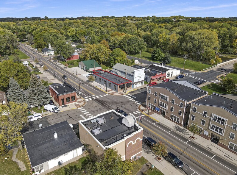 Primary Photo Of 8240 Bridge St, Rockford Medical For Lease