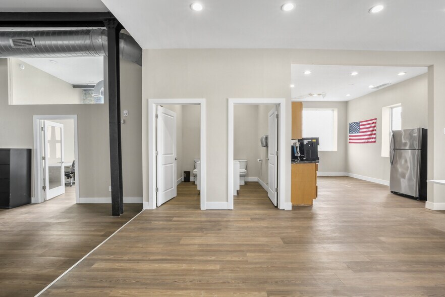 More Photos Of 3317-3341 Gaul St, Philadelphia Service For Sale