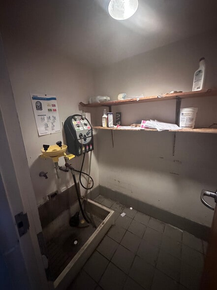 More Photos Of 314 Park St, Fulton Office For Sale