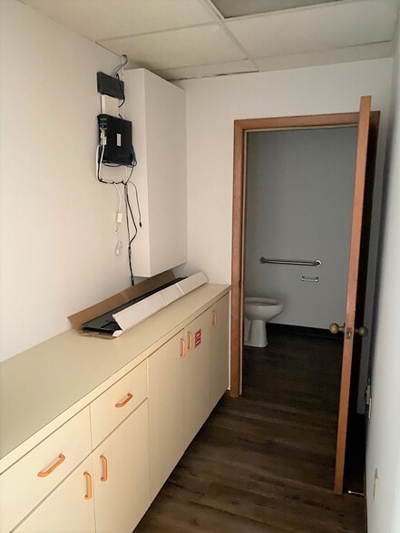 More Photos Of 1341 10th St E, Palmetto Unknown For Lease