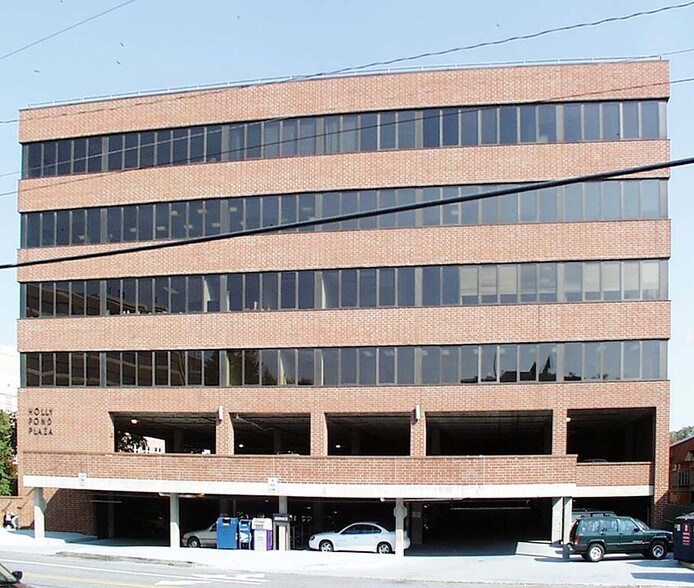 More Photos Of 1281 E Main St, Stamford Medical For Lease