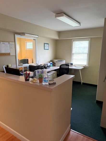 More Photos Of 7664 Broadview Rd, Parma General Retail For Sale