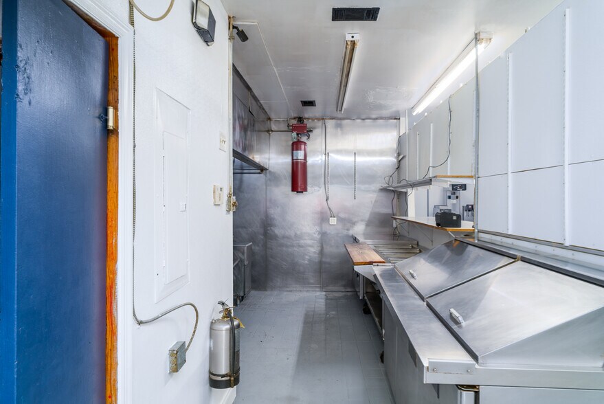 More Photos Of 406 N Piedmont Ave, Rockmart Restaurant For Sale