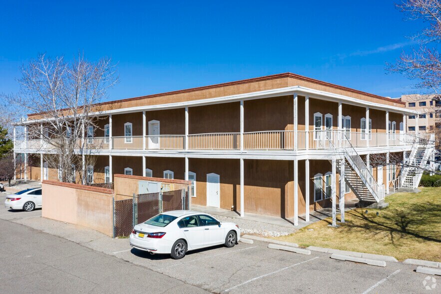 More Photos Of 4425 Juan Tabo Blvd NE, Albuquerque Office For Lease