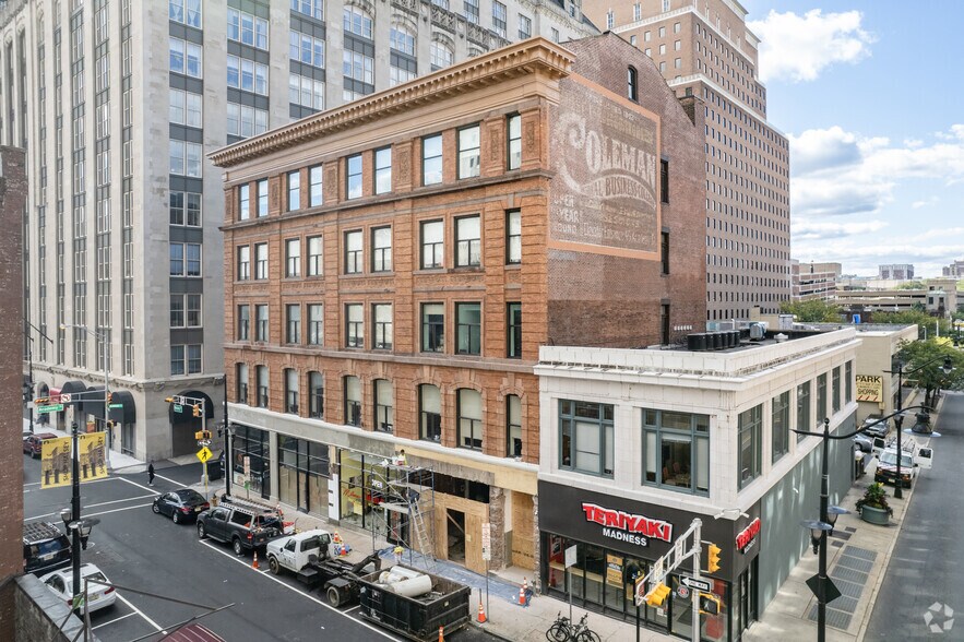 More Photos Of 45 Academy St, Newark Office For Lease