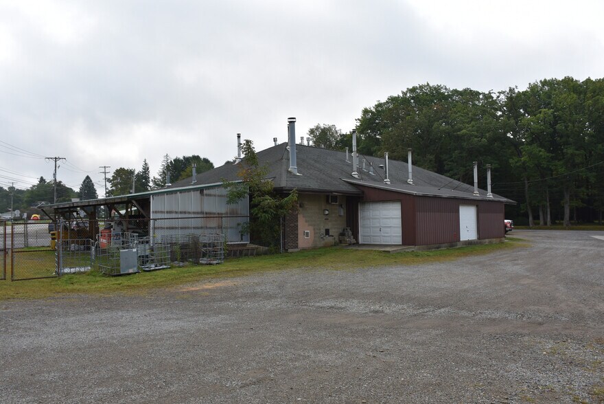 More Photos Of 17275 Shreve Run Rd, Pleasantville General Retail For Sale