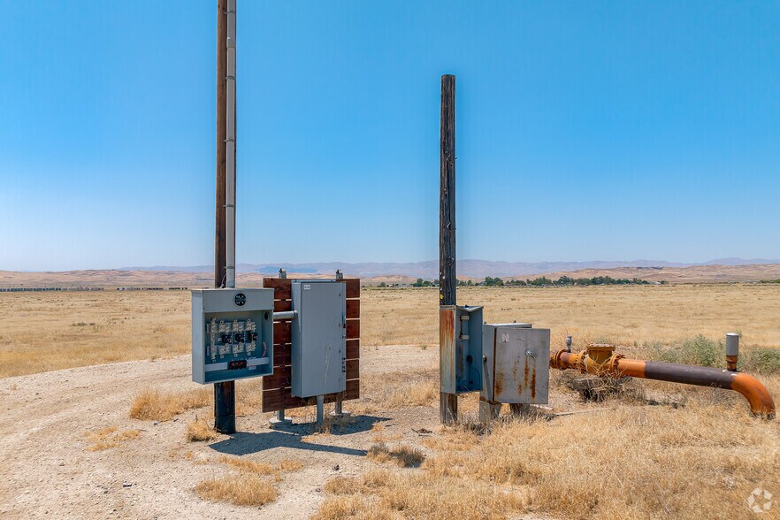 More Photos Of Valley West Rd, Taft Land For Sale