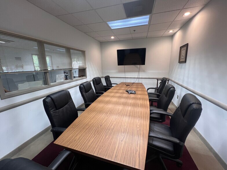 More Photos Of 59 General Warren Blvd, Malvern Medical For Lease