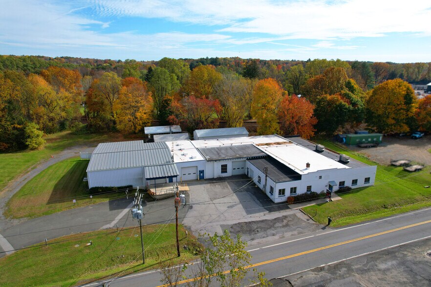 More Photos Of 180 Ushers Rd, Round Lake Warehouse For Sale