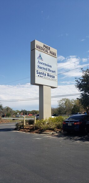 More Photos Of 3754 Highway 90, Pace Medical For Lease