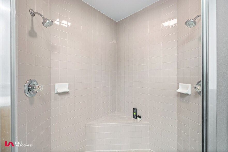 More Photos Of 4240 Industrial Center Ln, Acworth Warehouse For Sale