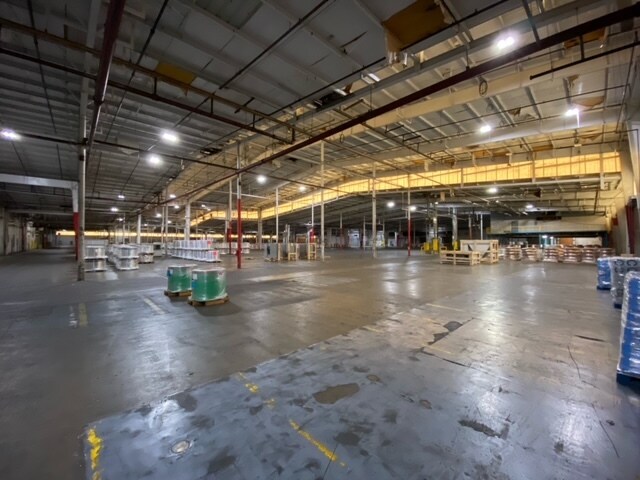 More Photos Of 901 Fisher Rd, Longview Industrial For Sale
