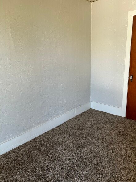 More Photos Of 720 Orchard St, Toledo Apartments For Sale